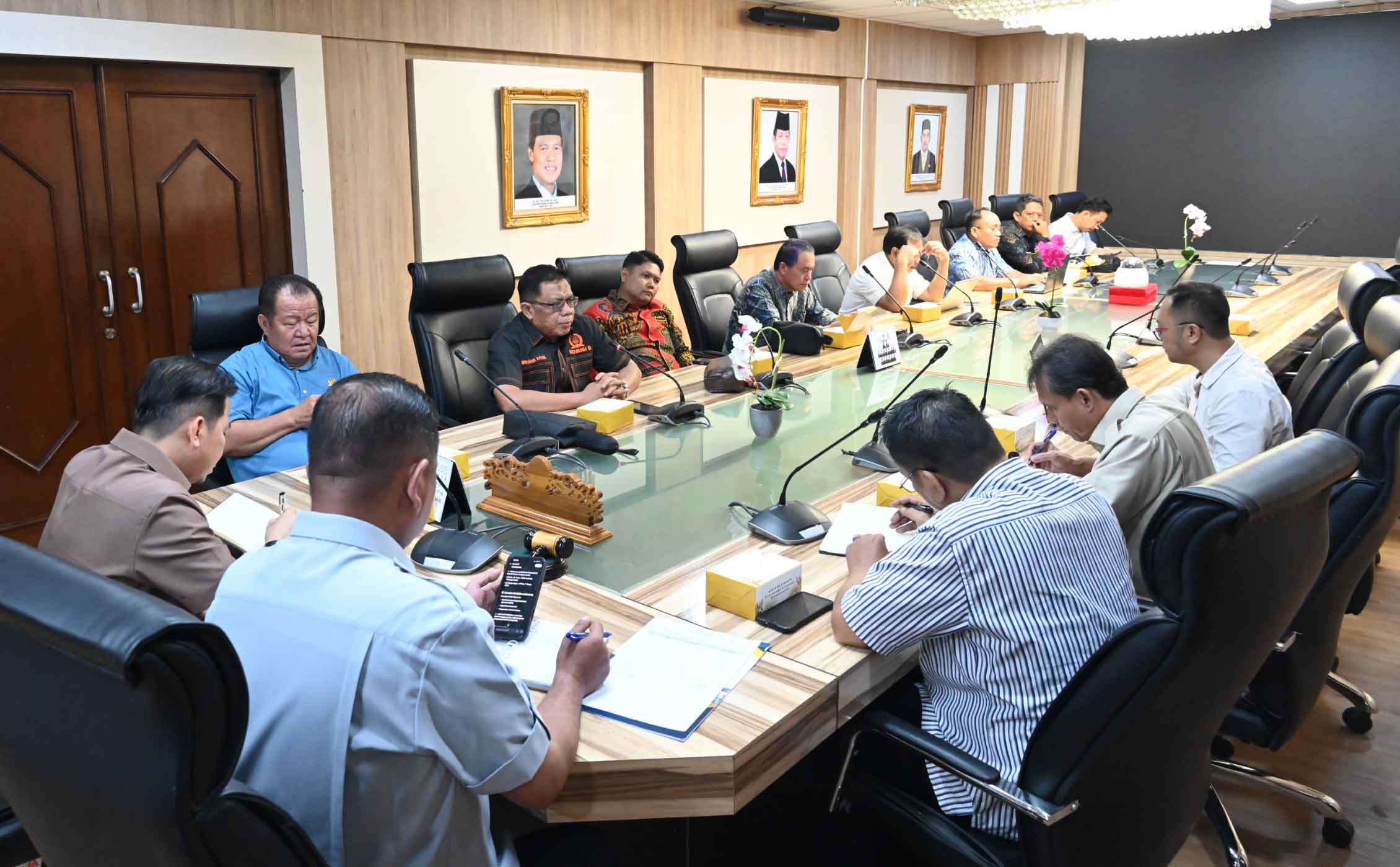 Pansus II DPRD Kaltara Studi Komparasi ke Kaltim, Dalami Ranperda UMKM dan Regulasi CSR