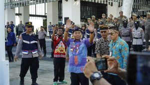 Gubernur Dialog Bersama Sopir Truk, Utamakan Solusi dan Kepastian Usaha