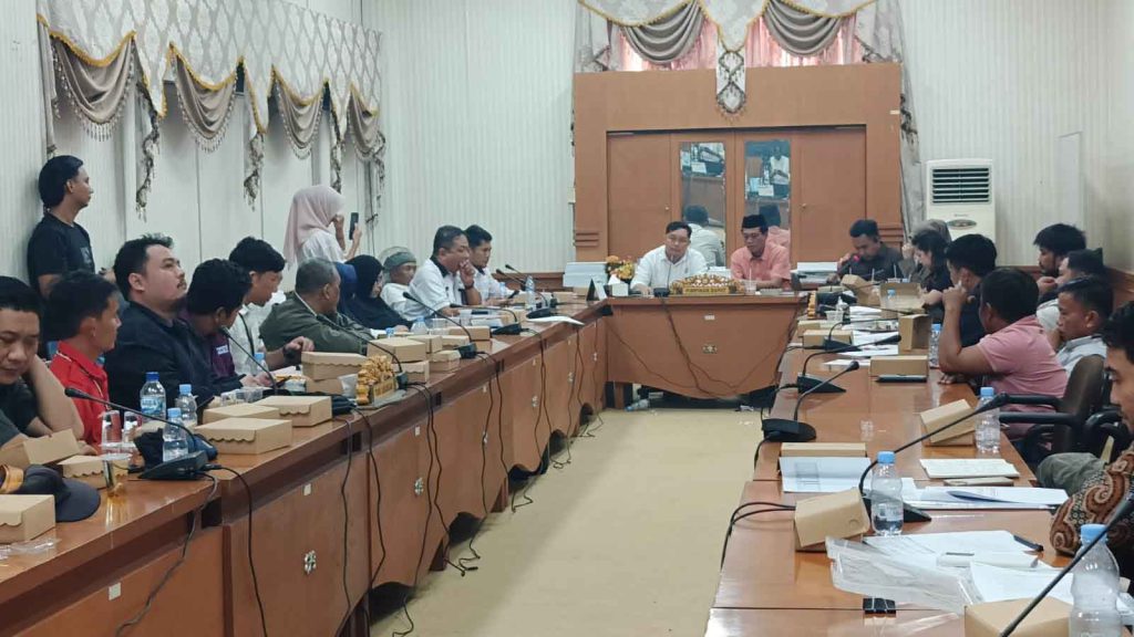 DPRD Bakal Bentuk Pansus Mediasi Sengketa Lahan Masyarakat Adat Di Sebuku