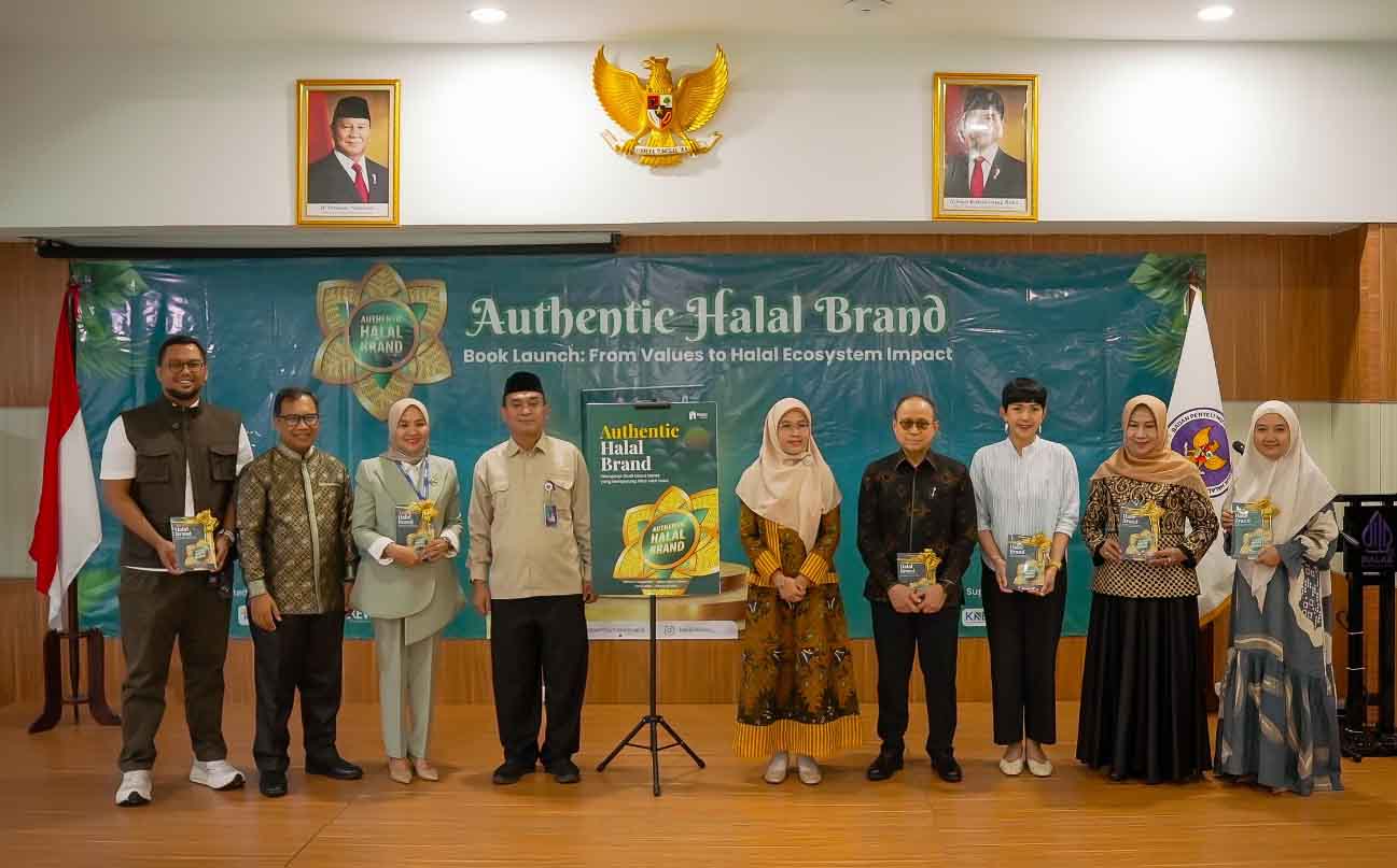 Wardah dan Kahf Jadi Rujukan Authentic Halal Brand dalam Buku Terbaru IHATEC