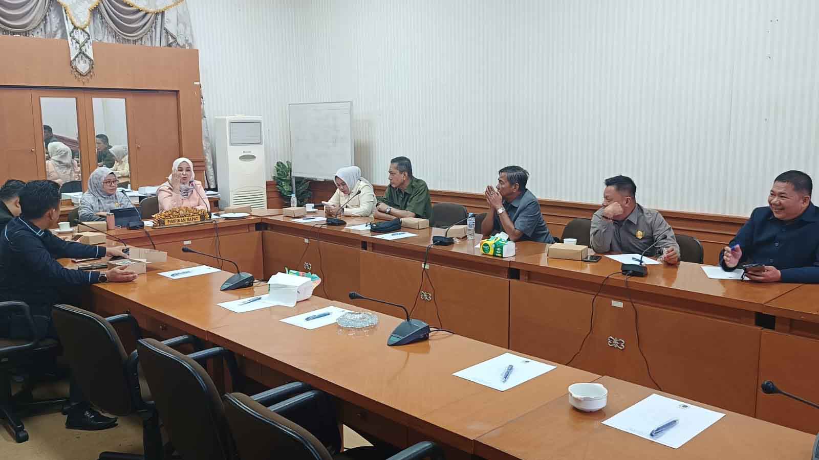 DPRD Nunukan Rapat Evaluasi Tupoksi Perkuat Koordinasi Internal tingkatkan kualitas Pelayanan Publik
