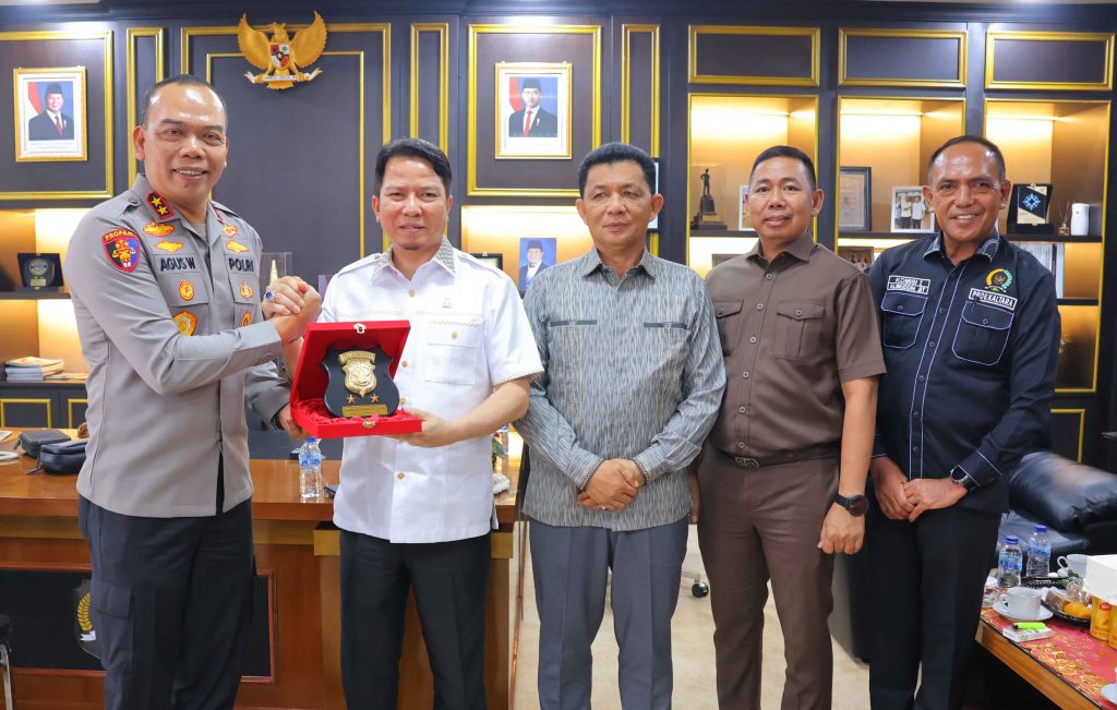Kapolda Kaltara Silaturahmi ke DPRD, Bahas Kolaborasi Jaga Keamanan dan Pembangunan