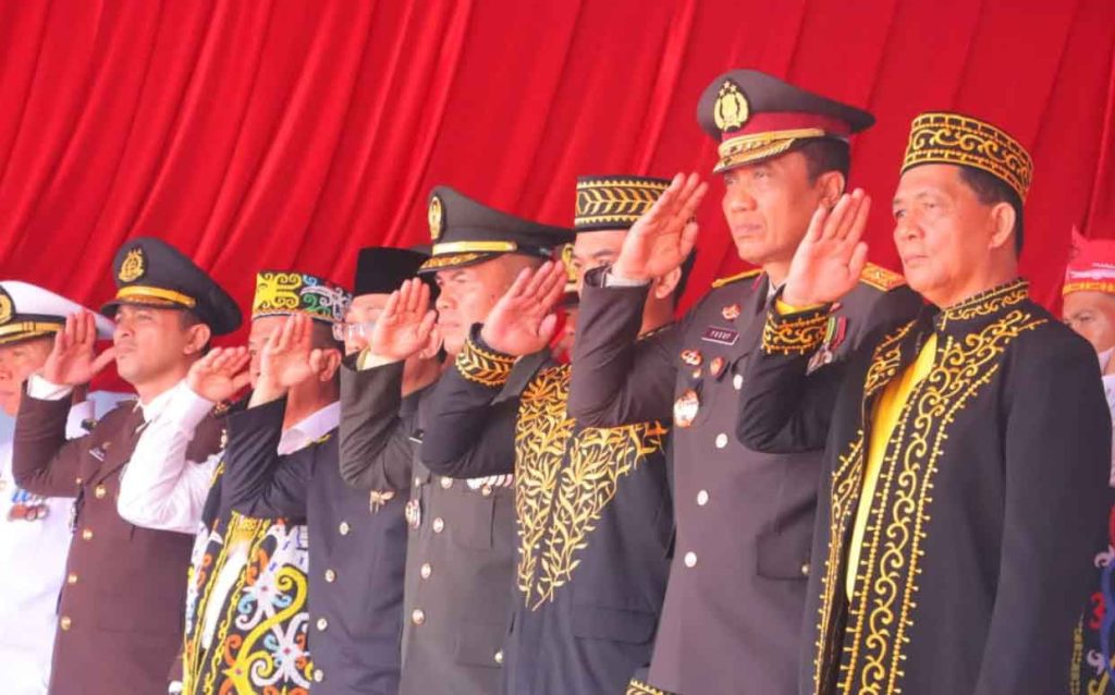 Upacara Penurunan Bendera HUT ke-81 RI, Wakapolda Kaltara Tegaskan Sinergi Forkopimda