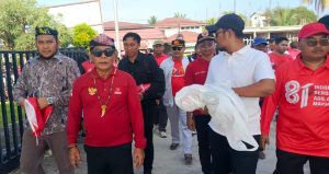 Gubernur Kaltara Launching GERMAS RANA, Bentangkan Merah Putih 81 Meter di Sebatik