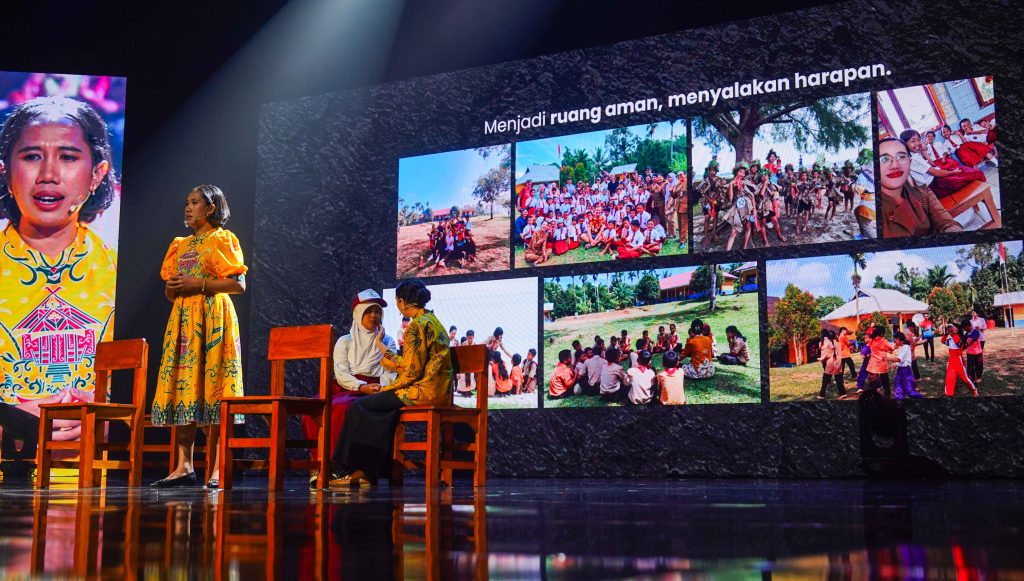 Wardah Inspiring Teacher 2026, Cerita Dika Ajak Siswa Berani Berbahasa Inggris