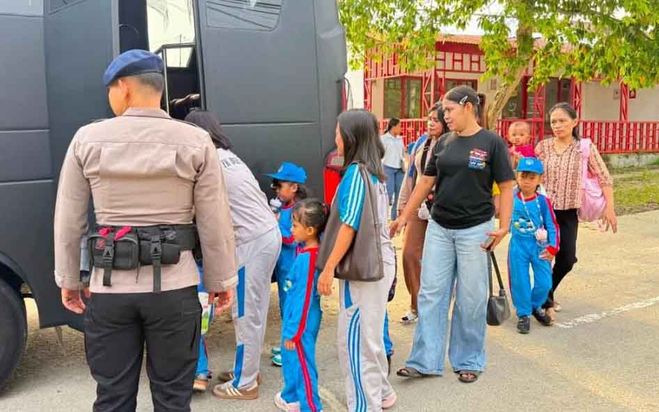 Dukung Pendidikan Anak, Brimob Kaltara Sediakan Bus Gratis untuk Siswa TK Bukit Zaitun