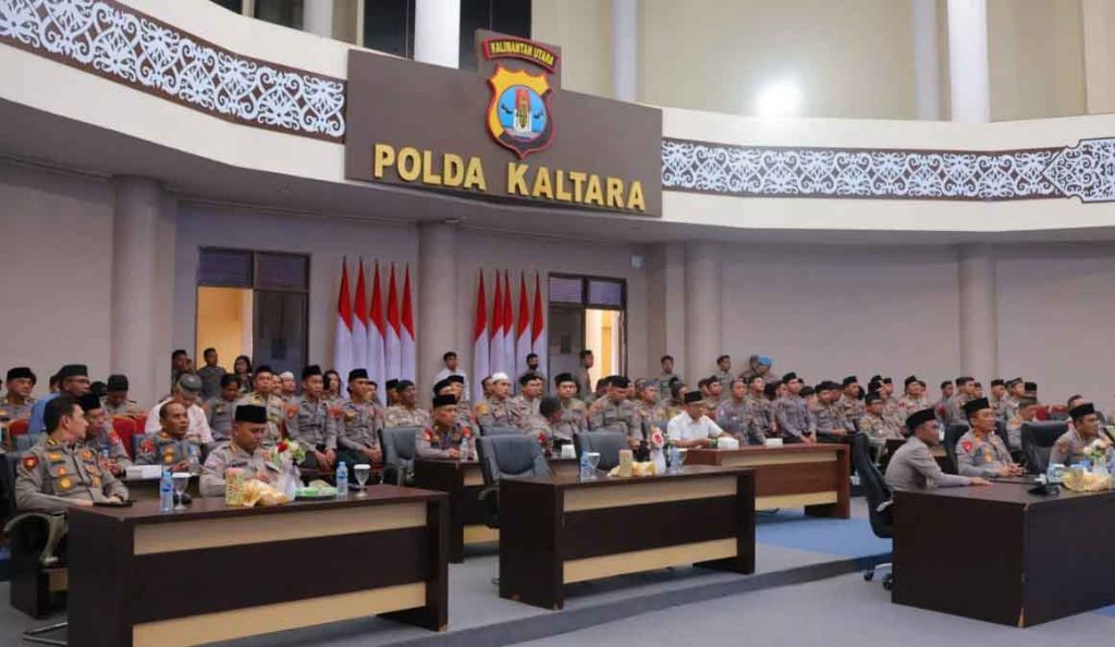 Wakapolda Kaltara Ikuti Binrohtal Polri Bersama Kapolri dan Gus Baha