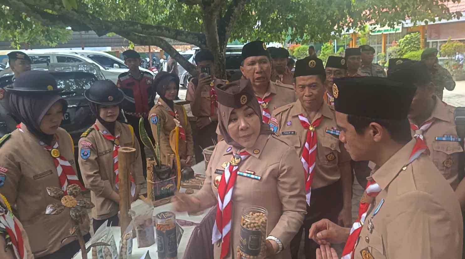 Hj. Rahmawati Apresiasi Karya Kreatif Pelajar Pramuka Nunukan, Bidik Pasar UMKM